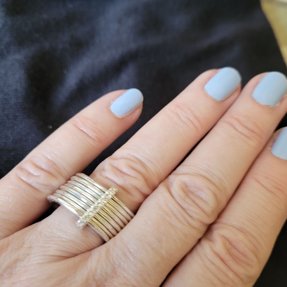 Ring - Picture 2 of 4
